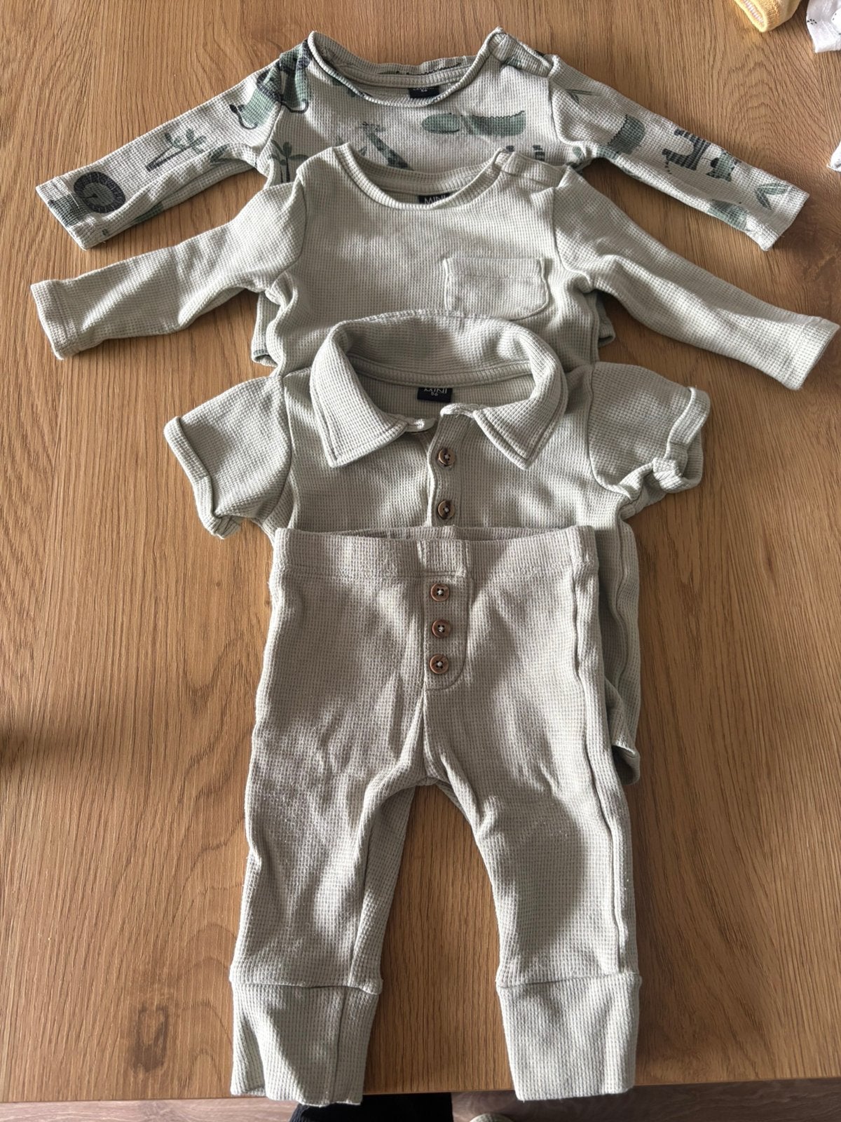 Setje wibra kleding groen, Ophalen of Verzenden, Gebruikt, Jongetje, Setje