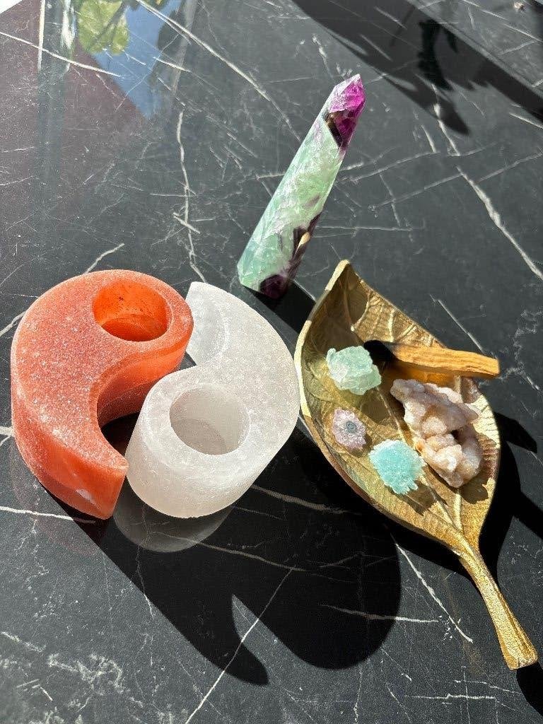 Theelicht houder ying yang zoutsteen, Verzamelen, Mineralen en Fossielen, Ophalen of Verzenden, Mineraal