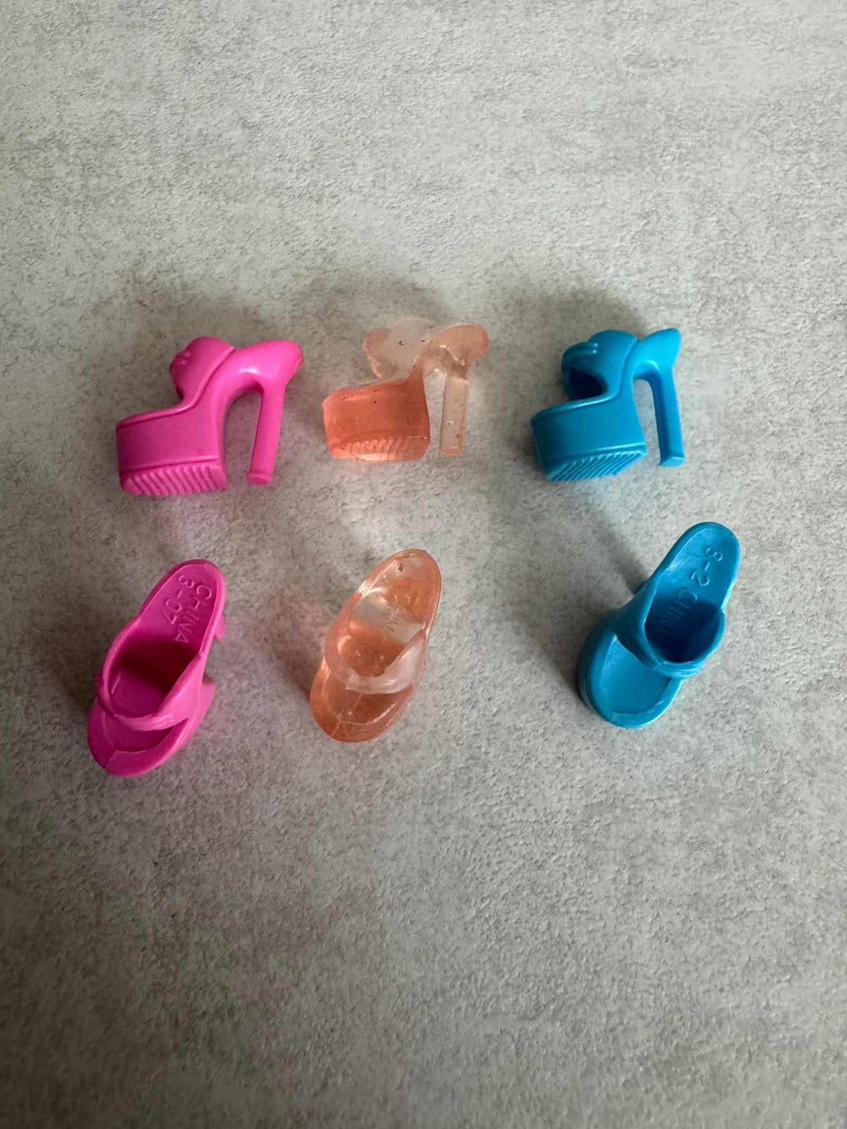Barbie schoenen, Verzamelen, Poppen, Ophalen of Verzenden, Gebruikt, Accessoires
