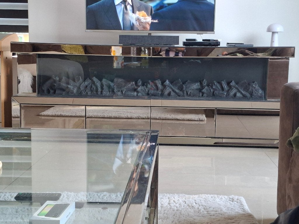 Moderne TV-meubel met geïntegreerde sfeerhaard, Ophalen, Modern, Luxe, Glamour, 100 tot 150 cm, Zo goed als nieuw