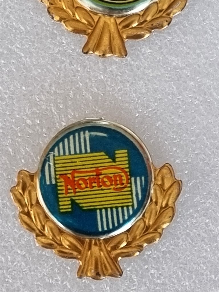 Speldje Norton, Ophalen of Verzenden, Gebruikt, Overige onderwerpen, Speldje of Pin