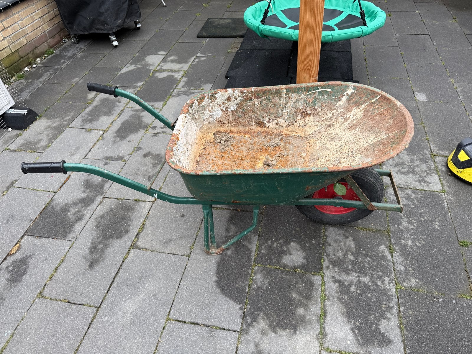 Stevige kruiwagen voor tuin en bouw, Ophalen, Gebruikt, Handmatig, Eenwielig