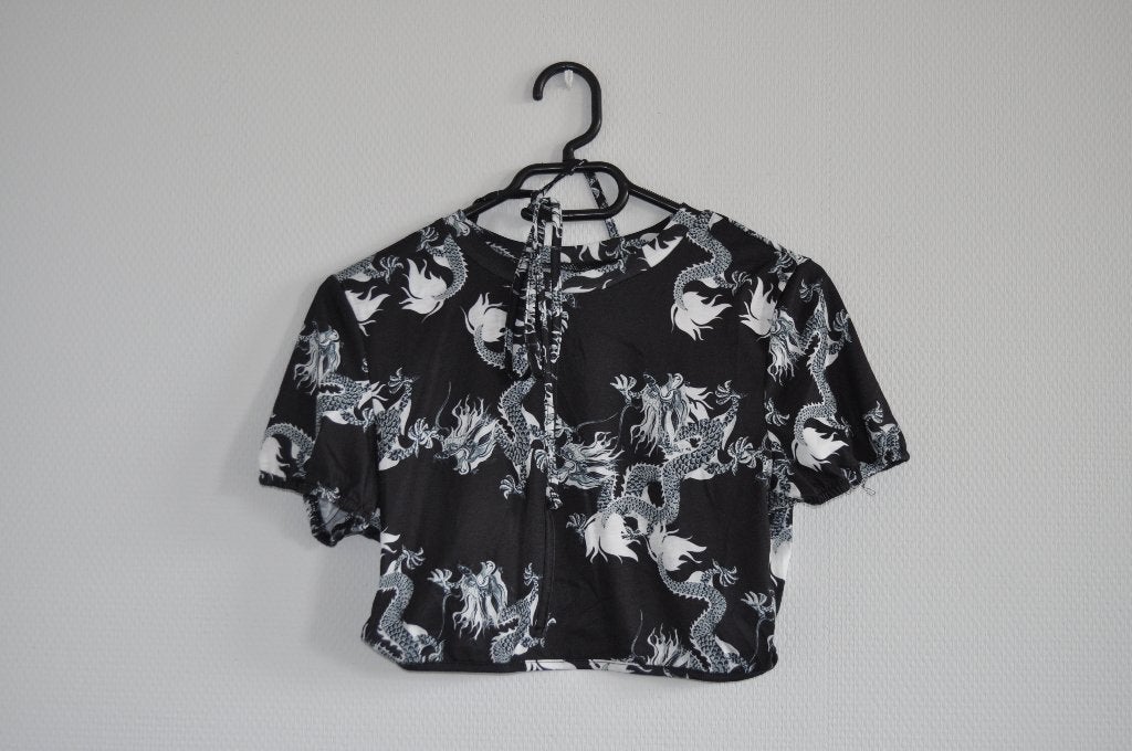 crop top met open rug, Maat 38/40 (M), Zwart, Nieuw, Ophalen of Verzenden