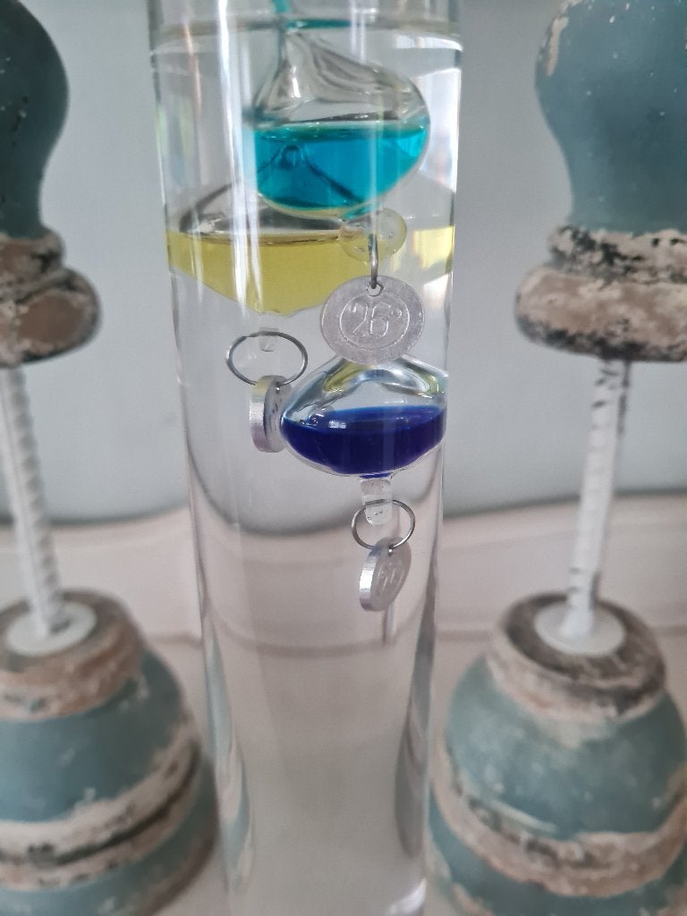 36 cm hoge Galileo thermometer, Huis en Inrichting, Heikant 21 Kaatsheuvel, Binnenthermometer, Belle Vieille Brocante, Glas