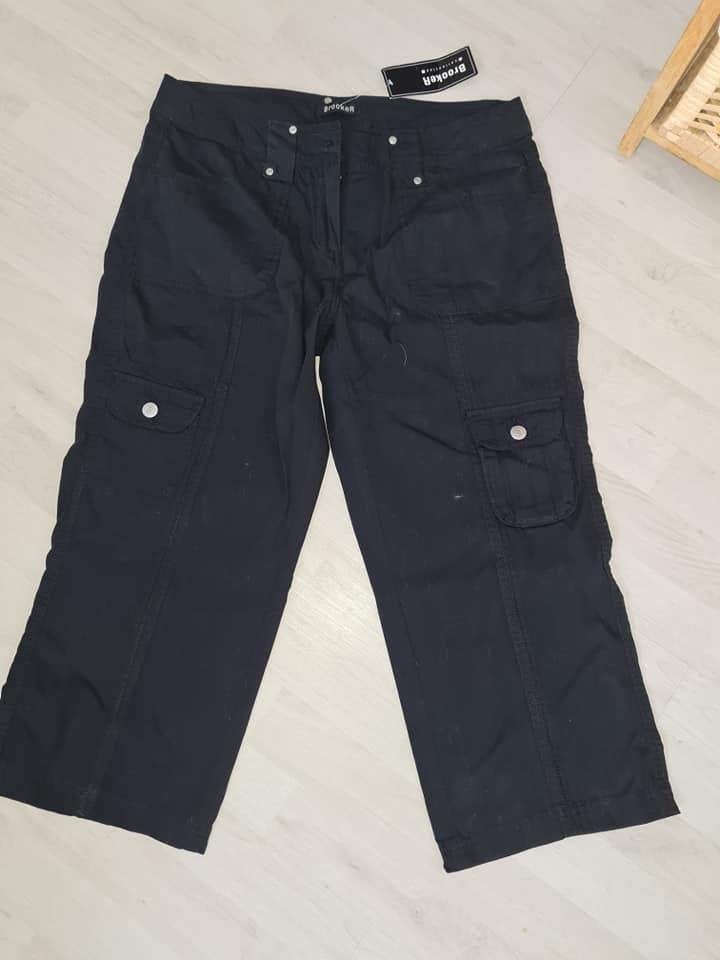Zwarte driekwart broek van Brookbar, maat 42, Kleding | Dames, Broeken en Pantalons, Zwart, Maat 42/44 (L), Nieuw, Ophalen of Verzenden