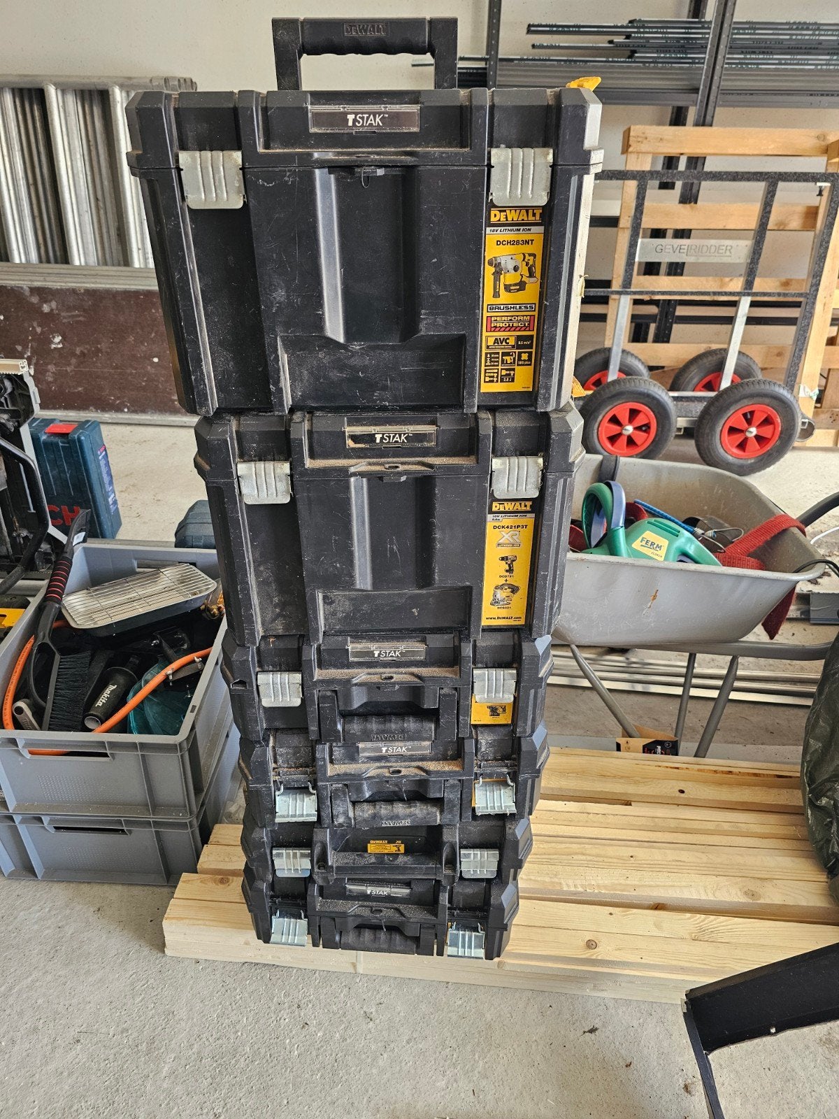 6 DeWalt TSTAK Gereedschapskoffers - 4 Smal, 2 Groot Diep, Ophalen, Gebruikt