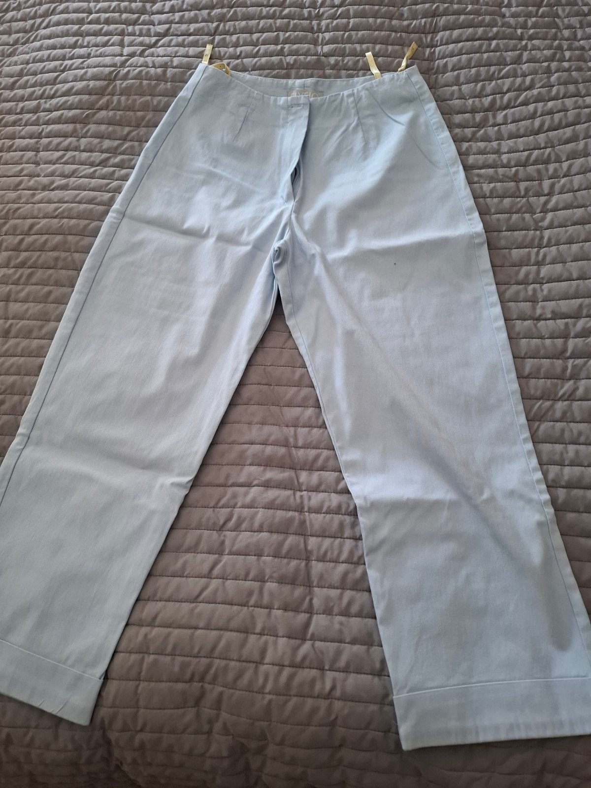 Lichtblauwe broek van ELYSIO FIRENZE, Blauw, Ophalen of Verzenden, Zo goed als nieuw, Driekwart