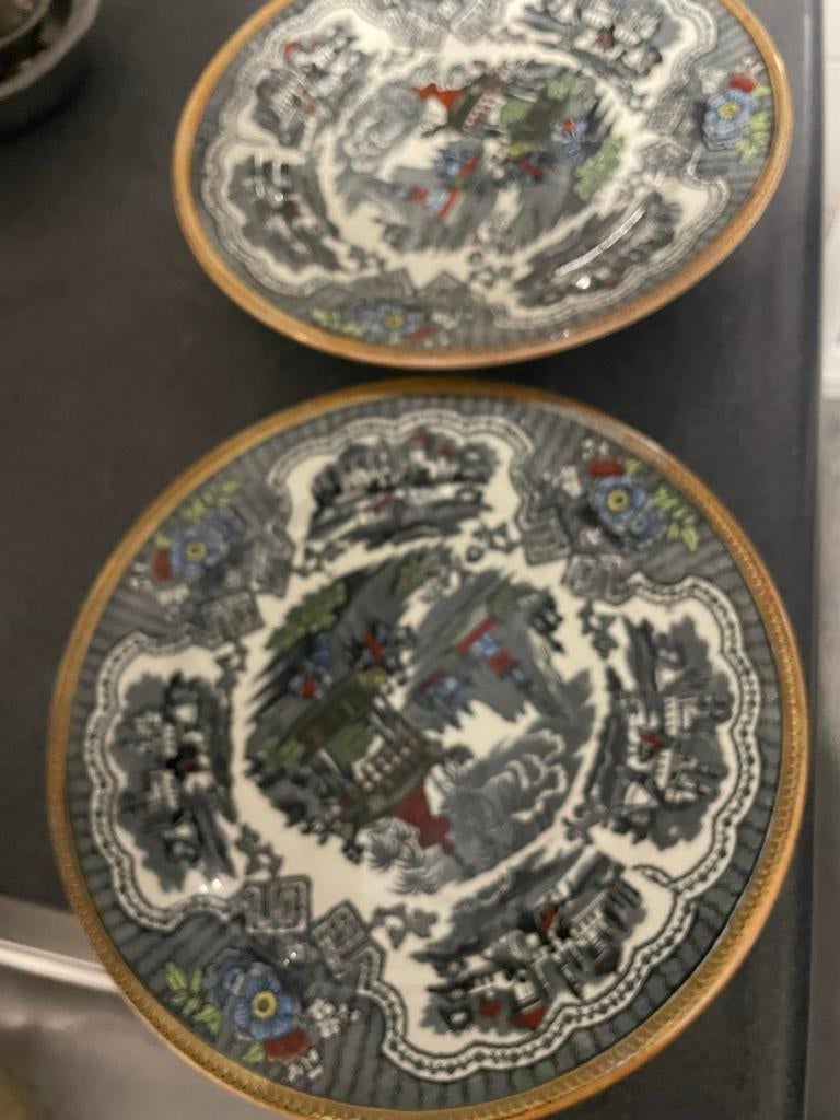 Antieke Petrus Regout & Co Maastricht wandborden (2 stuks), Antiek en Kunst, Ophalen of Verzenden