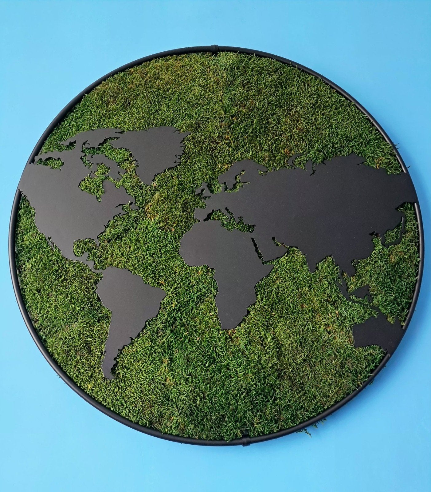 Unieke Handgemaakte Wereldkaart van Platmos - 68cm, Huis en Inrichting, Ophalen, 68 cm, Nieuw, Natuurlijk materiaal