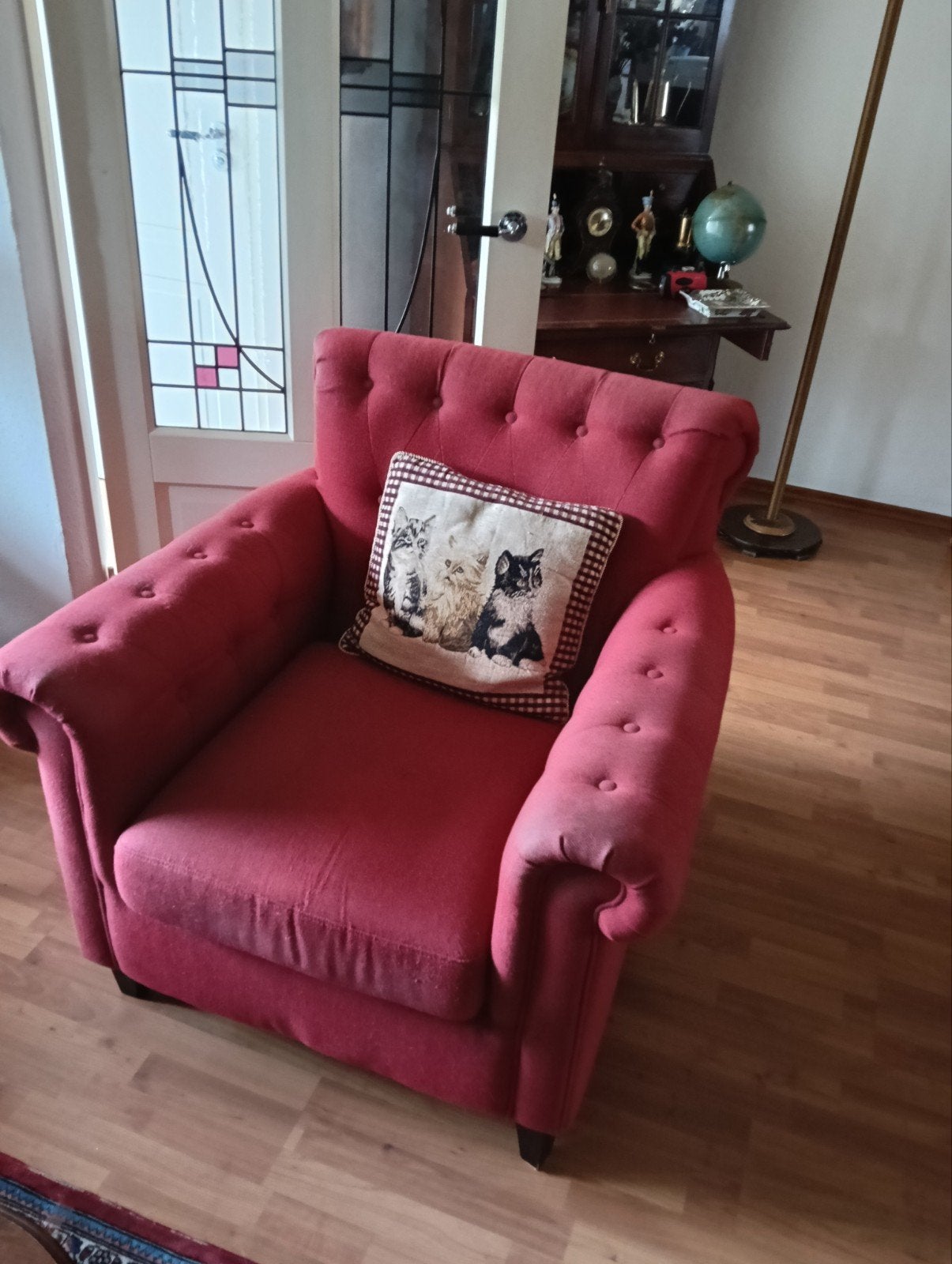 Fauteuil in licht rode kleur, Ophalen, Gebruikt, Minder dan 75 cm, 50 tot 75 cm