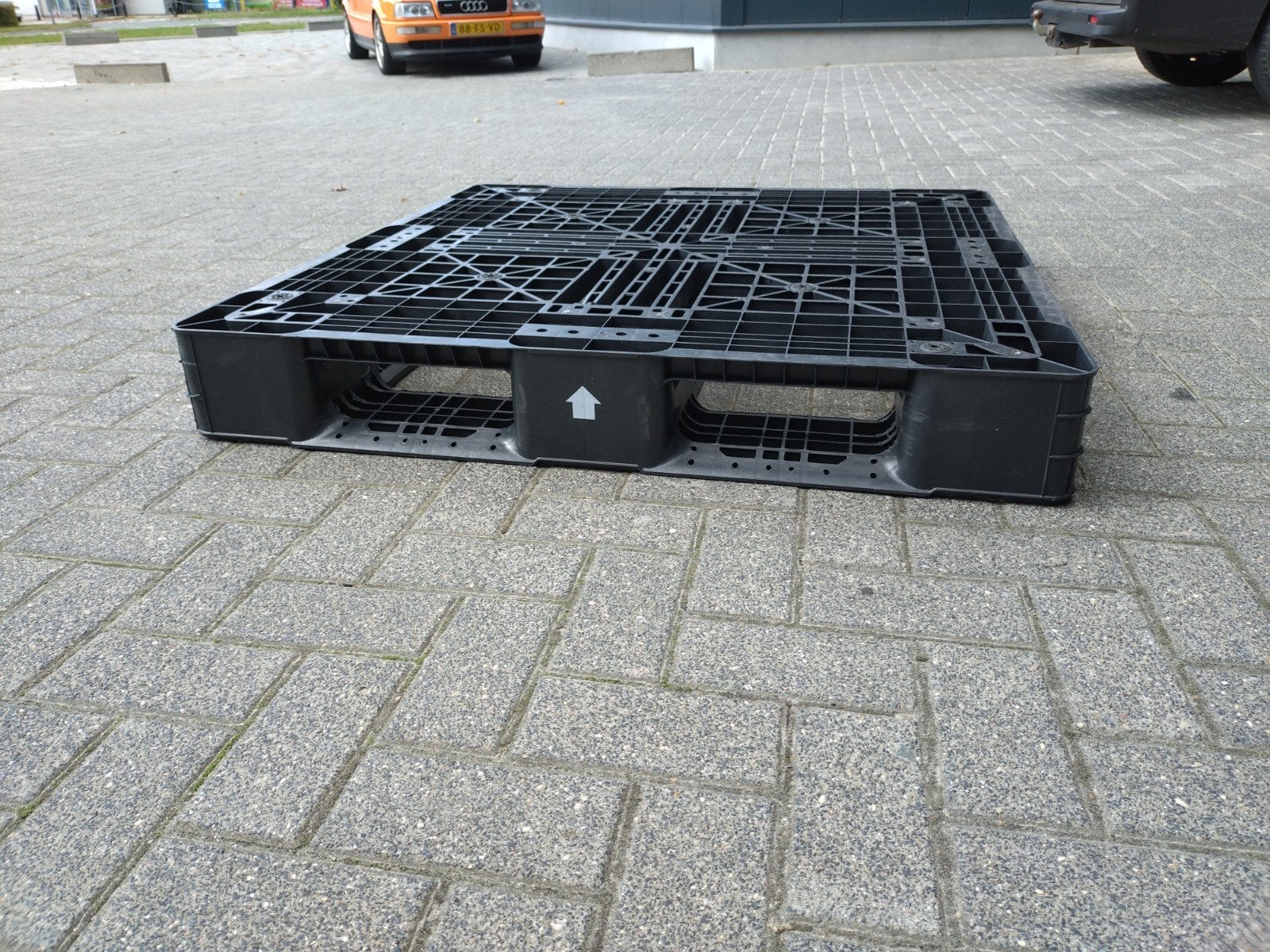 Stevige kunststof pallets 110 x 110 . 15 hoog, Ophalen, Gebruikt, 100 cm of meer, 60 cm of meer