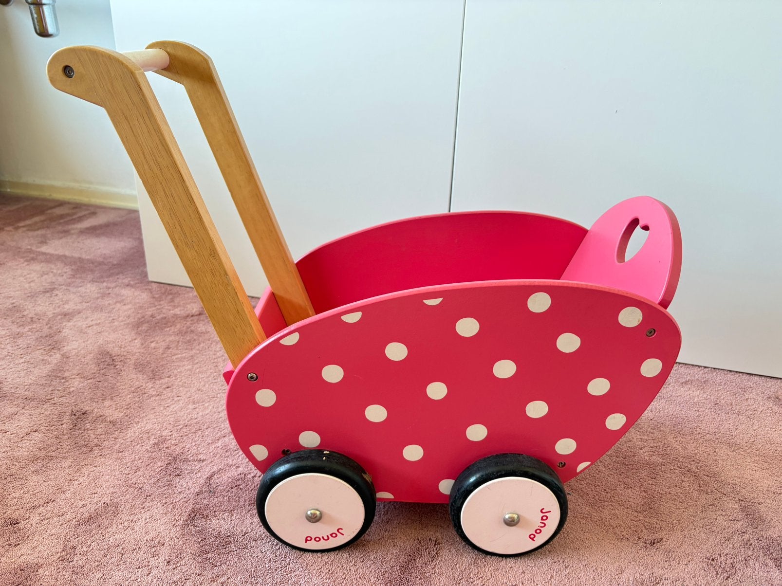 Janod houten poppenwagen, Ophalen of Verzenden, Zo goed als nieuw, Duw- of Trekspeelgoed