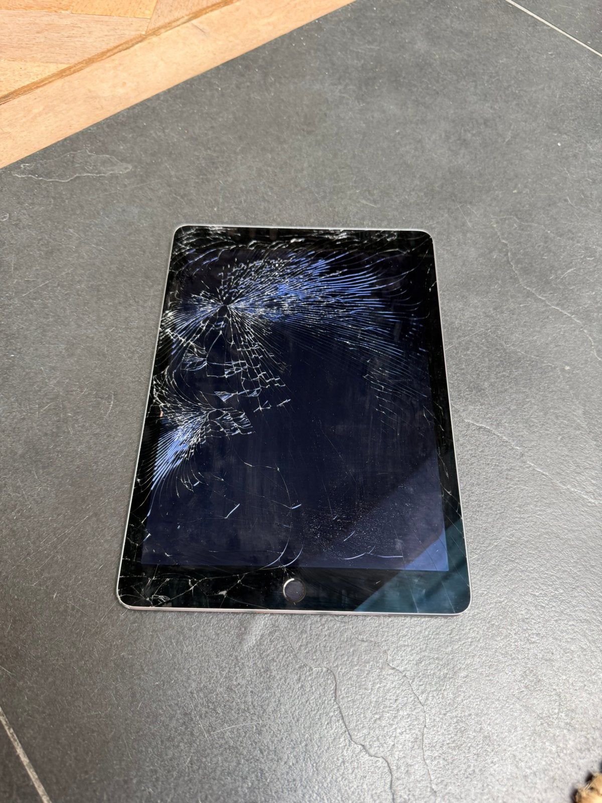 iPad Air 2 (Wi-Fi), scherm kapot, Computers en Software, 9 inch, Apple iPad Air, Ophalen of Verzenden, Niet werkend