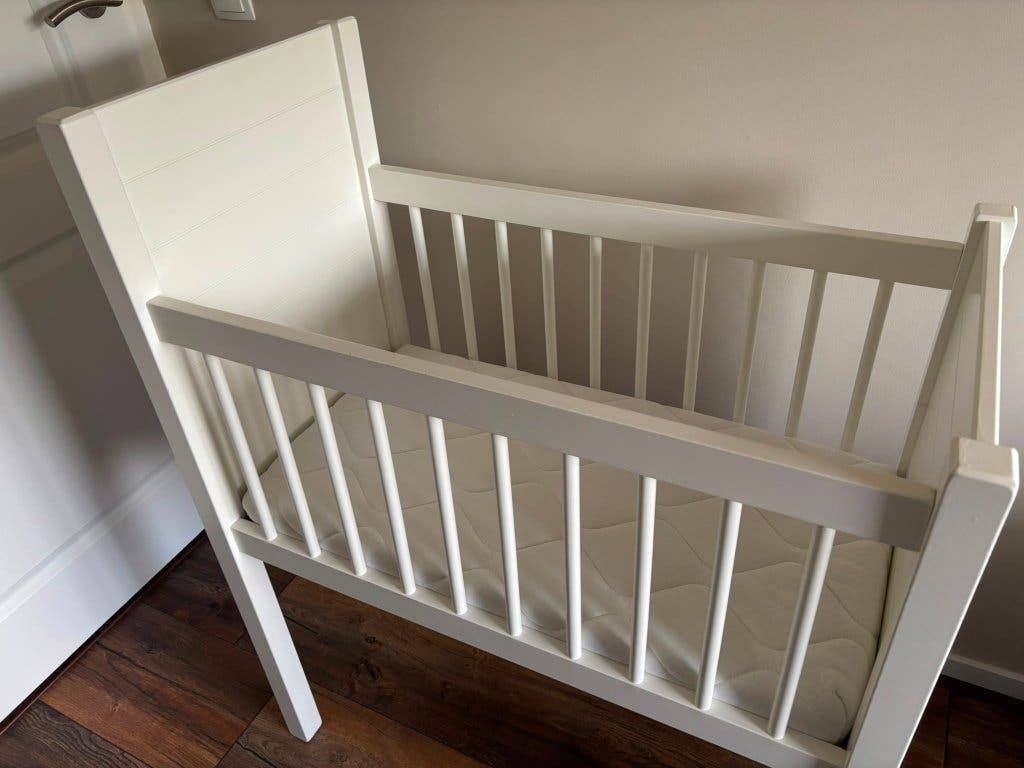 Babywieg + matras Kidsmill, Ophalen, Gebruikt, Wieg
