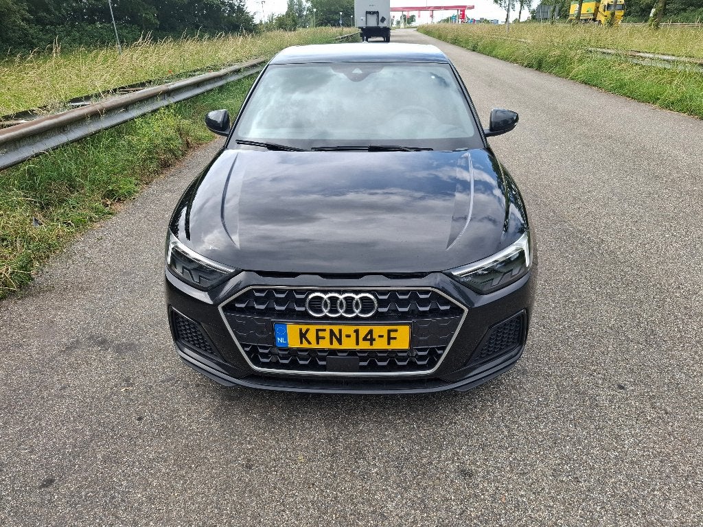 Audi A1 Sportback 30 TFSI S line, Auto's, Audi, Voorwielaandrijving, 450 kg, A1, Zwart