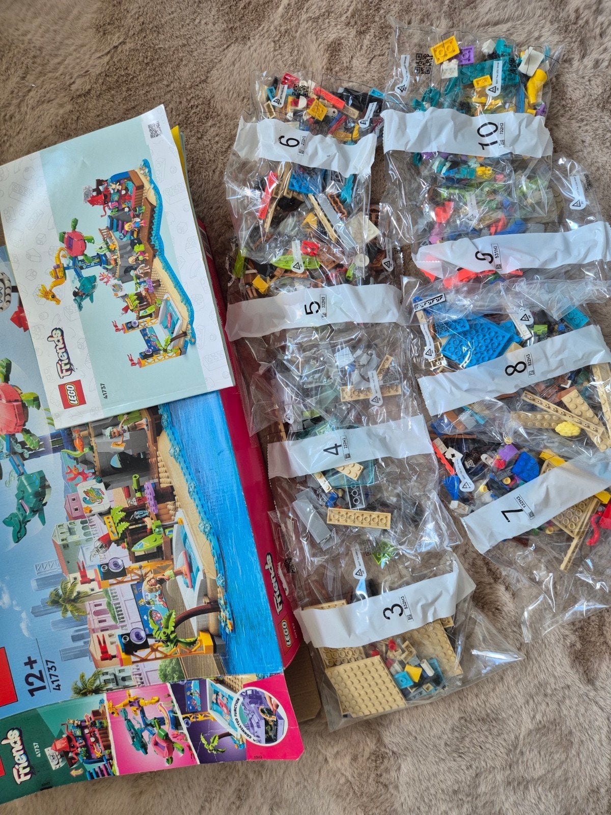 LEGO Friends 41737 Strandpretpark - Bijna nieuw in doos, Ophalen of Verzenden, Nieuw