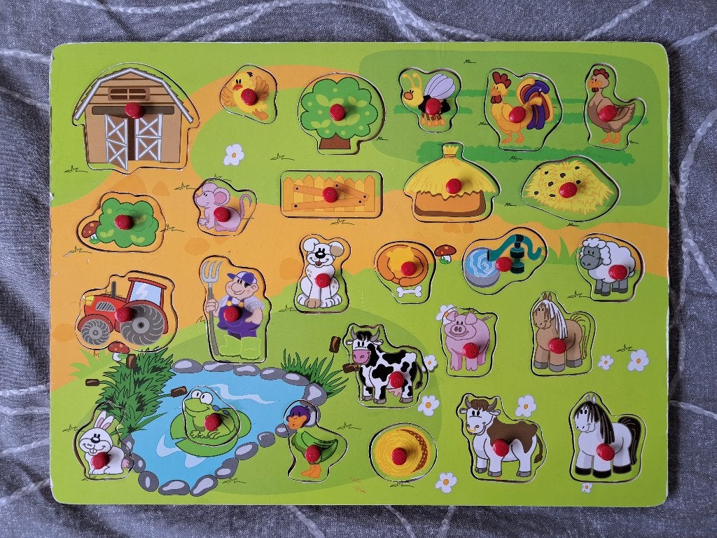 Houten puzzel boerderij: tractor, koe, paard, schaap, konijn, 2 tot 4 jaar, Gebruikt, 10 tot 50 stukjes, Ophalen of Verzenden
