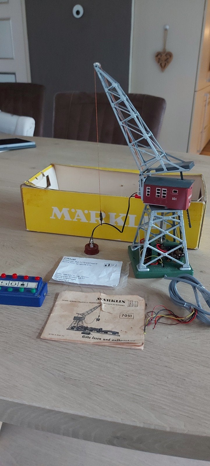 Märklin elektrische kraan artnr 7051 in ovp, Wisselstroom, Wagon, Ophalen of Verzenden, Zo goed als nieuw