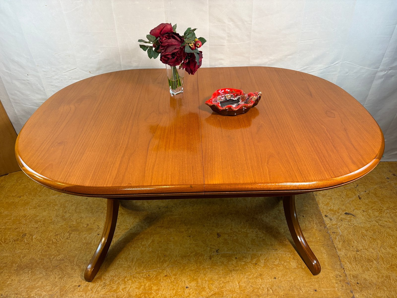 Foto 13 van Gratis bezorgingMidCenturyOvaleTeakUitschuifbareEettafel1960