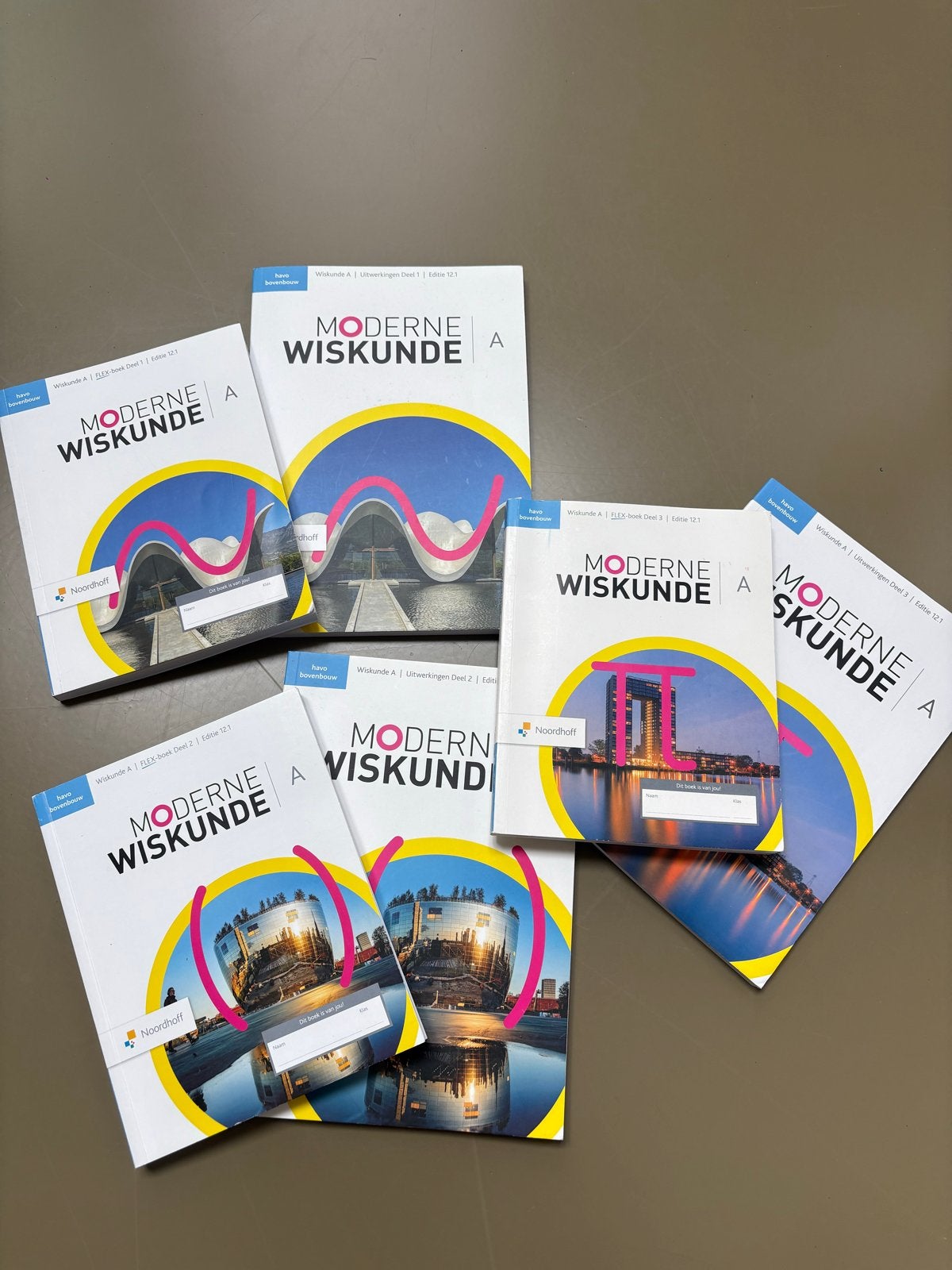 Moderne Wiskunde A Havo Bovenbouw Boeken Deel 1, 2 & 3, Ophalen of Verzenden, Gelezen, HAVO, Wiskunde A