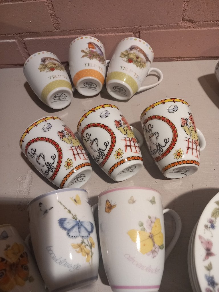 Theo servies mokjes., Keramiek, Zo goed als nieuw, Overige stijlen, Mok