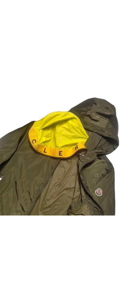 Moncler “Traversier” Jas met dubbele Capuchon Groen Maat L, Ophalen of Verzenden
