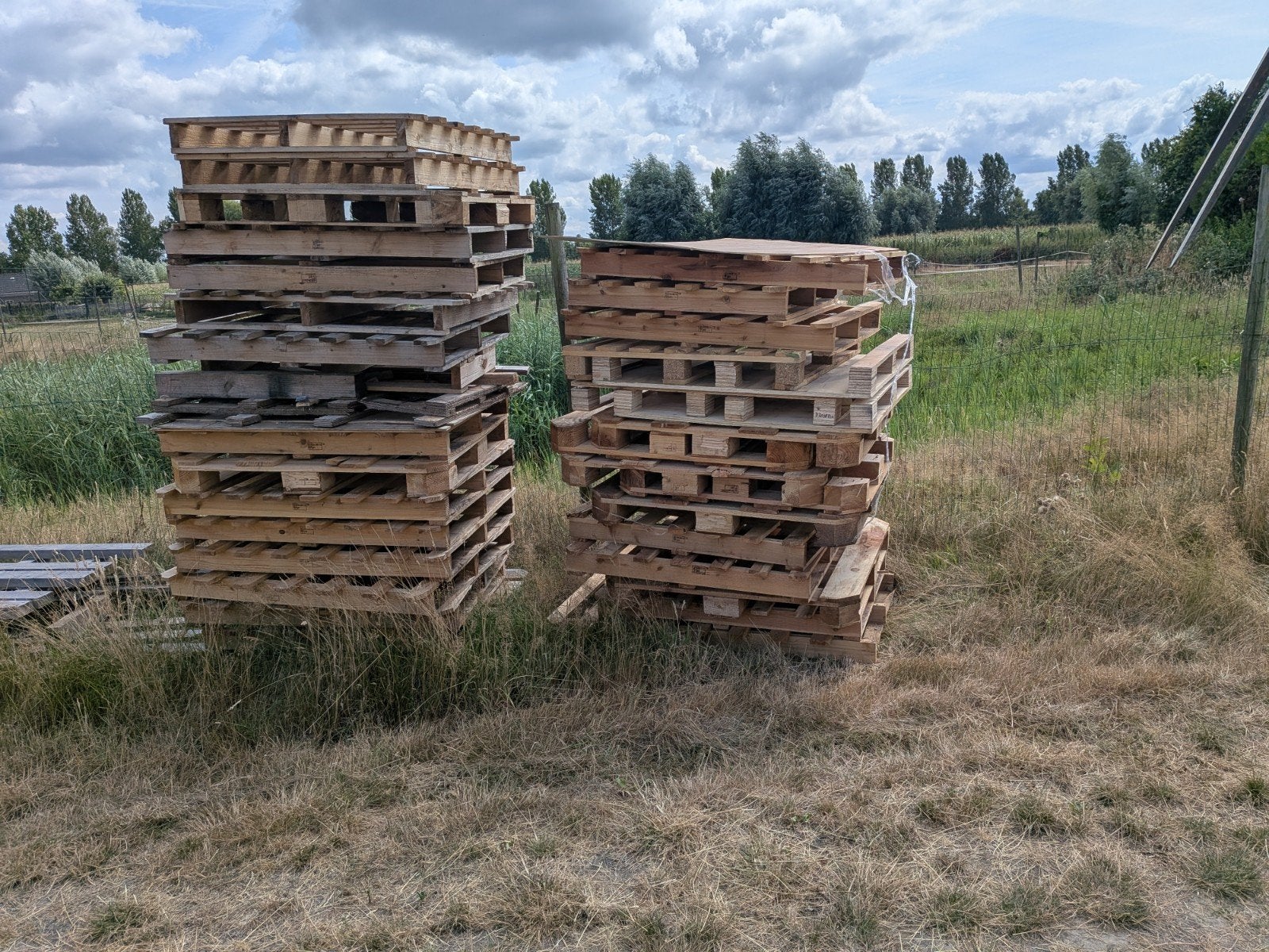 Stookhout van pallets, Tuin en Terras, Haardhout, 3 tot 6 m³, Ophalen, Overige houtsoorten, Blokken
