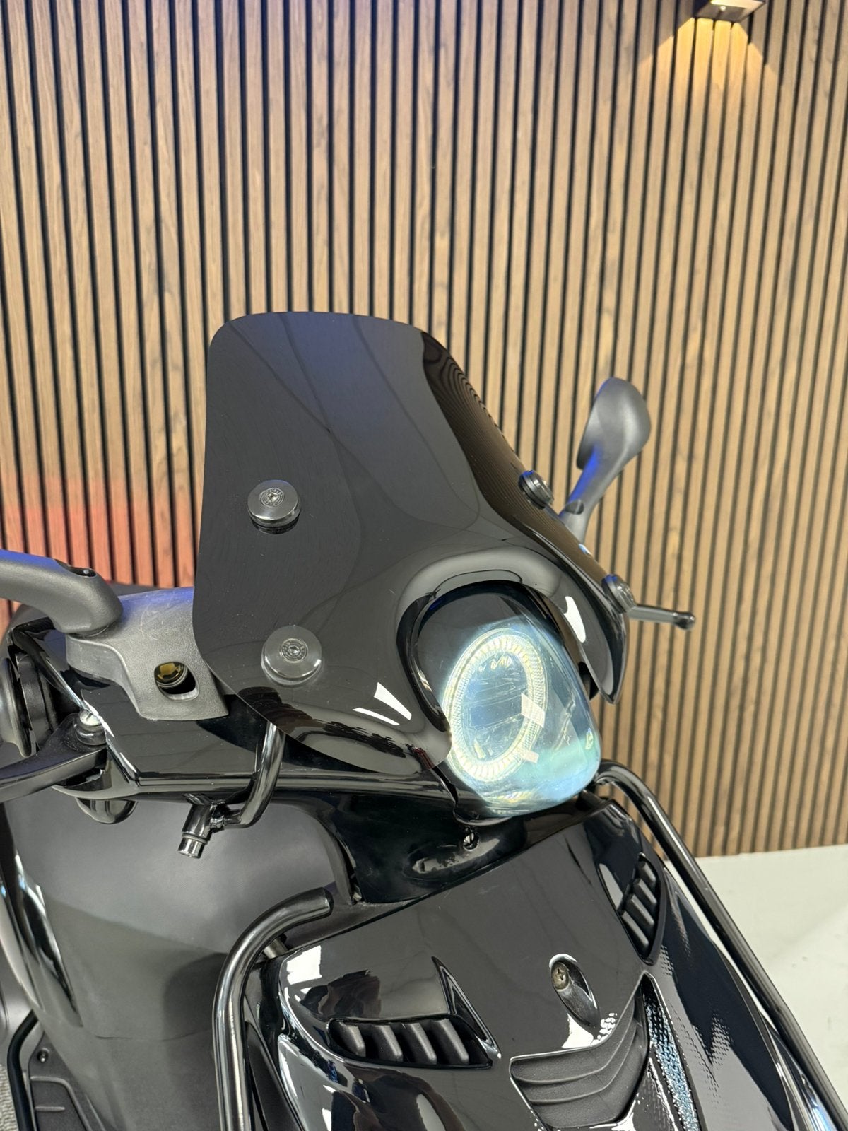 Piaggio Zip 4t 2020|Black on Black|Angel eye|Full Option, Ophalen, Zo goed als nieuw, Benzine, Zip