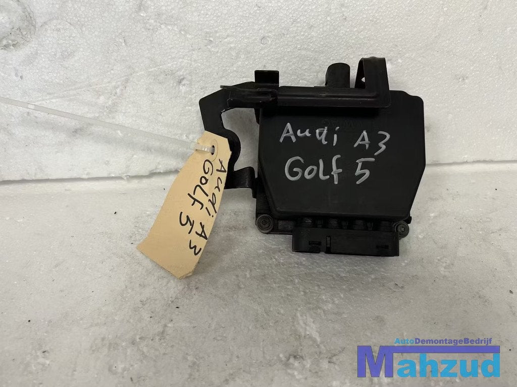 VW GOLF 5 A3 1,9 TDI Vacuum relais ventiel 6Q0906625E, Gebruikt, Volkswagen, Volkswagen AG, Berliner Ring 2
38440  Wolfsburg, DE
