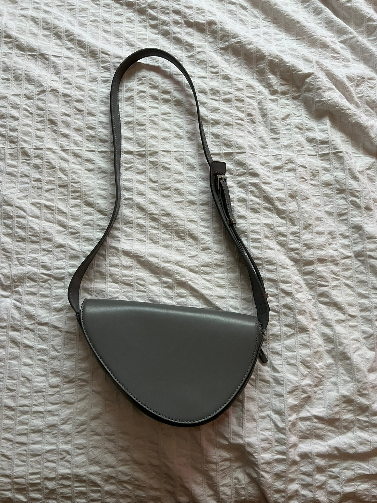 Light gray woman’s bag, Ophalen of Verzenden, Zo goed als nieuw, Zwart