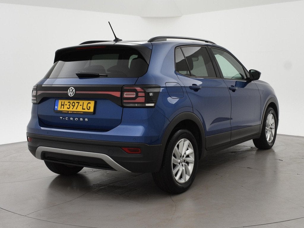 Volkswagen T-Cross 1.0 TSI LIFE + VIRTUAL COCKPIT | NAVIGATI, Voorwielaandrijving, 95 pk, Blauw, 620 kg