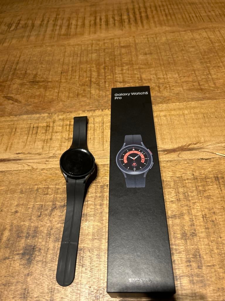 Samsung Galaxy Watch5 Pro Zwart - Zo goed als nieuw, Afstand, Zwart, Ophalen of Verzenden, Zo goed als nieuw
