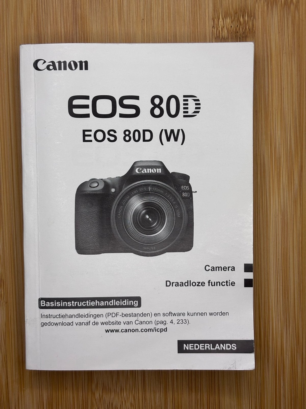 Canon EOS 80D (W) Basisinstructiehandleiding, Ophalen of Verzenden, Zo goed als nieuw, Canon, Geen optische zoom