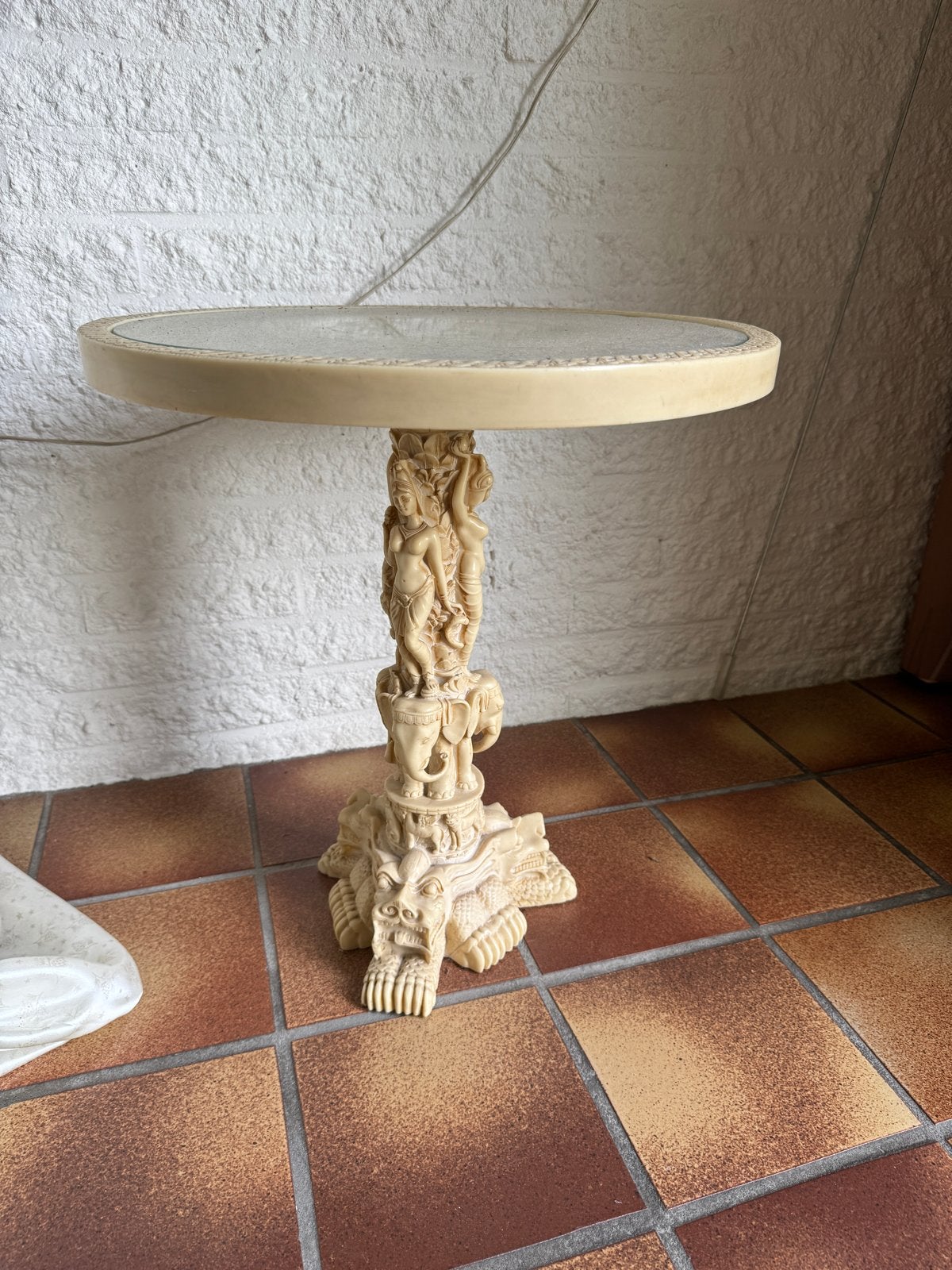 Vintage Oosterse Bijzettafel - Ivorine Faux-Ivory, Ophalen