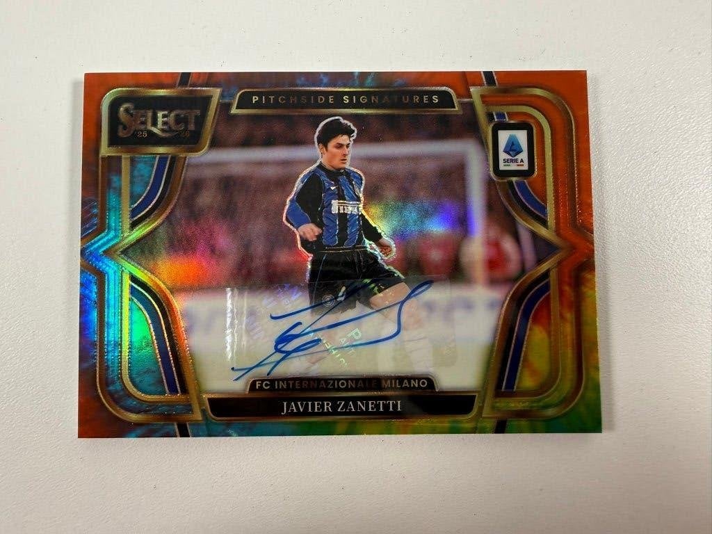 Javier Zanetti /25 Tie-Dye AUTO Select Serie A 2025-26, Ophalen of Verzenden, Nieuw, Buitenlandse clubs, Poster, Plaatje of Sticker