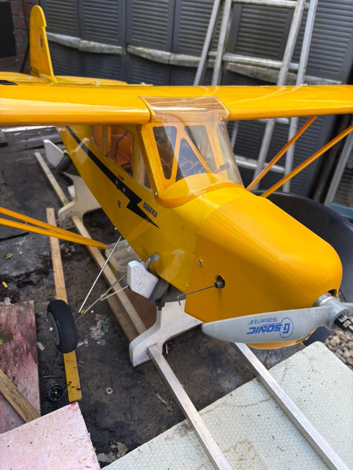 Piper cub van hangar 9, Ophalen, Zo goed als nieuw