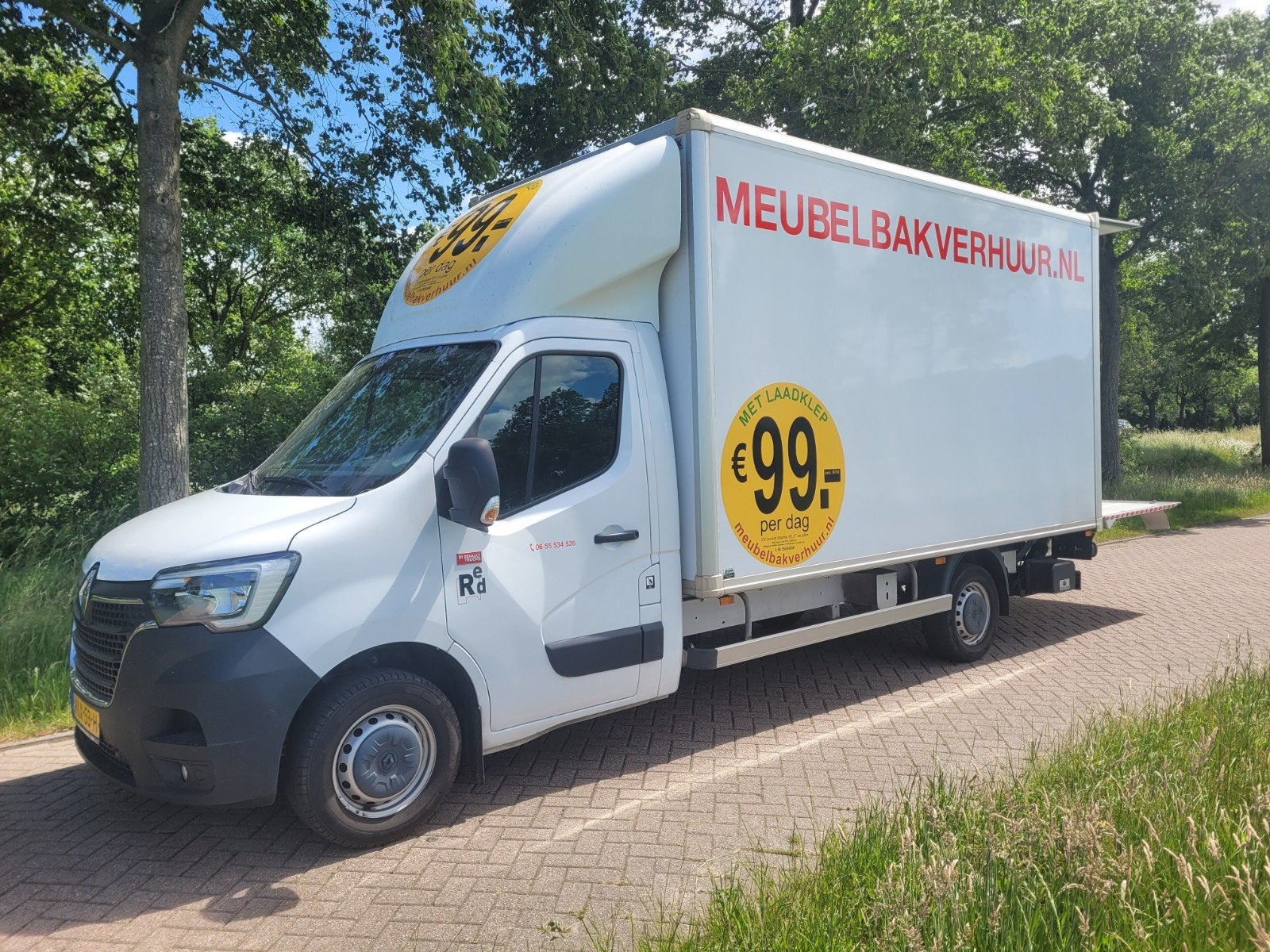bakwagen verhuur verhuisbus met laadklep Friesland, Ophalen, Gebruikt, Renault Master bakwagen, 120 cm of meer