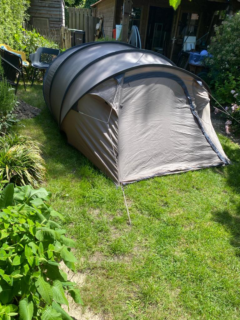 Wildebeast Shinga pop-up tent met voortent - snel op te zett, Caravans en Kamperen, Tenten, Ophalen, Gebruikt, Tot en met 3