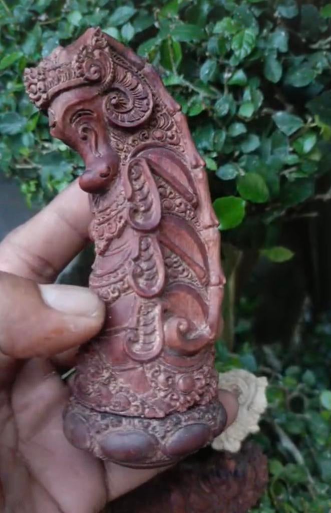 Handgemaakte Balinese Kocet-kocetan keris greep: stigi hout, Antiek en Kunst, Kunst | Niet-Westerse kunst, Ophalen of Verzenden