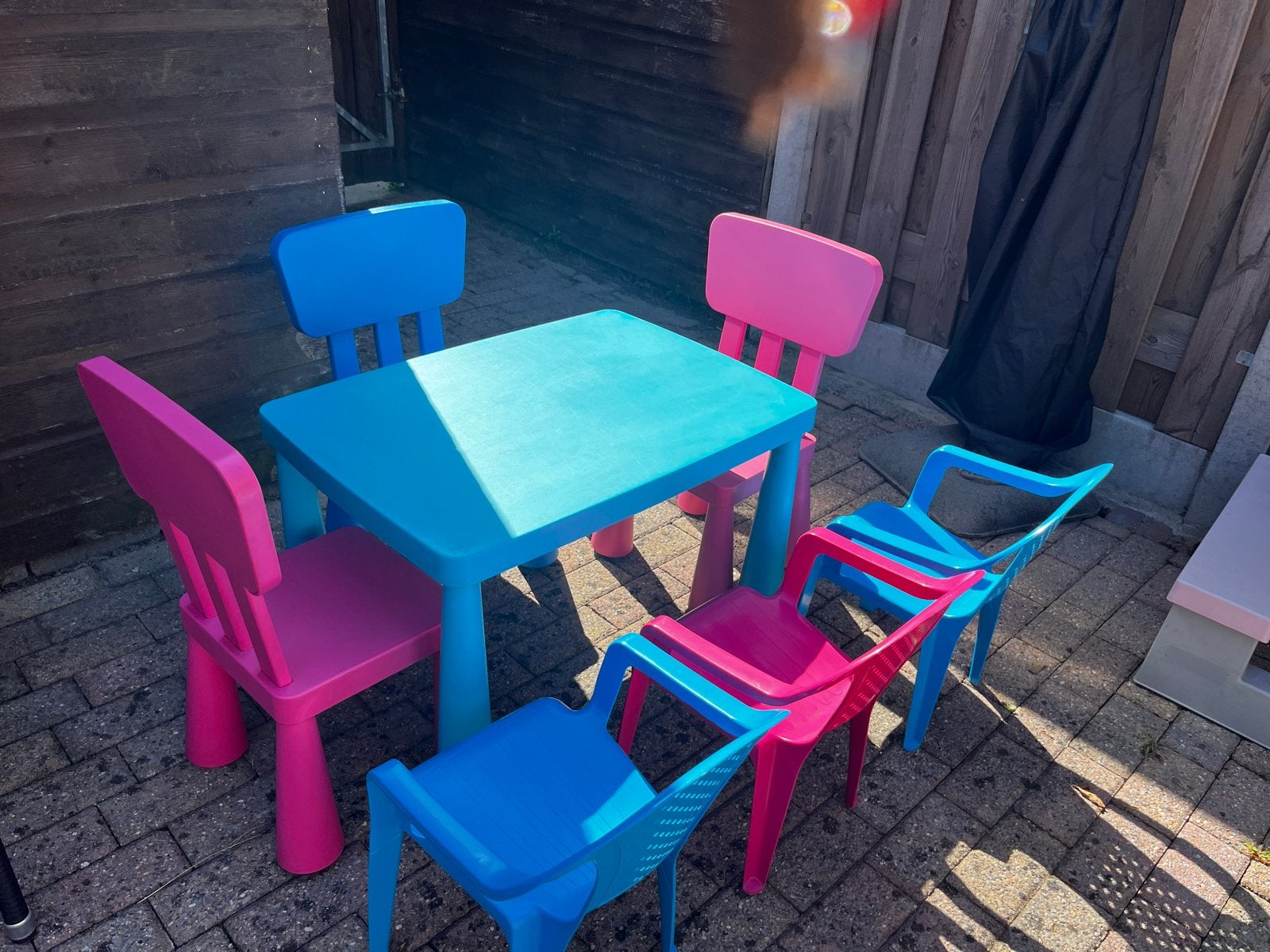 kindertafel met stoeltjes, Ophalen, Gebruikt, Tafel(s) en Stoel(en)