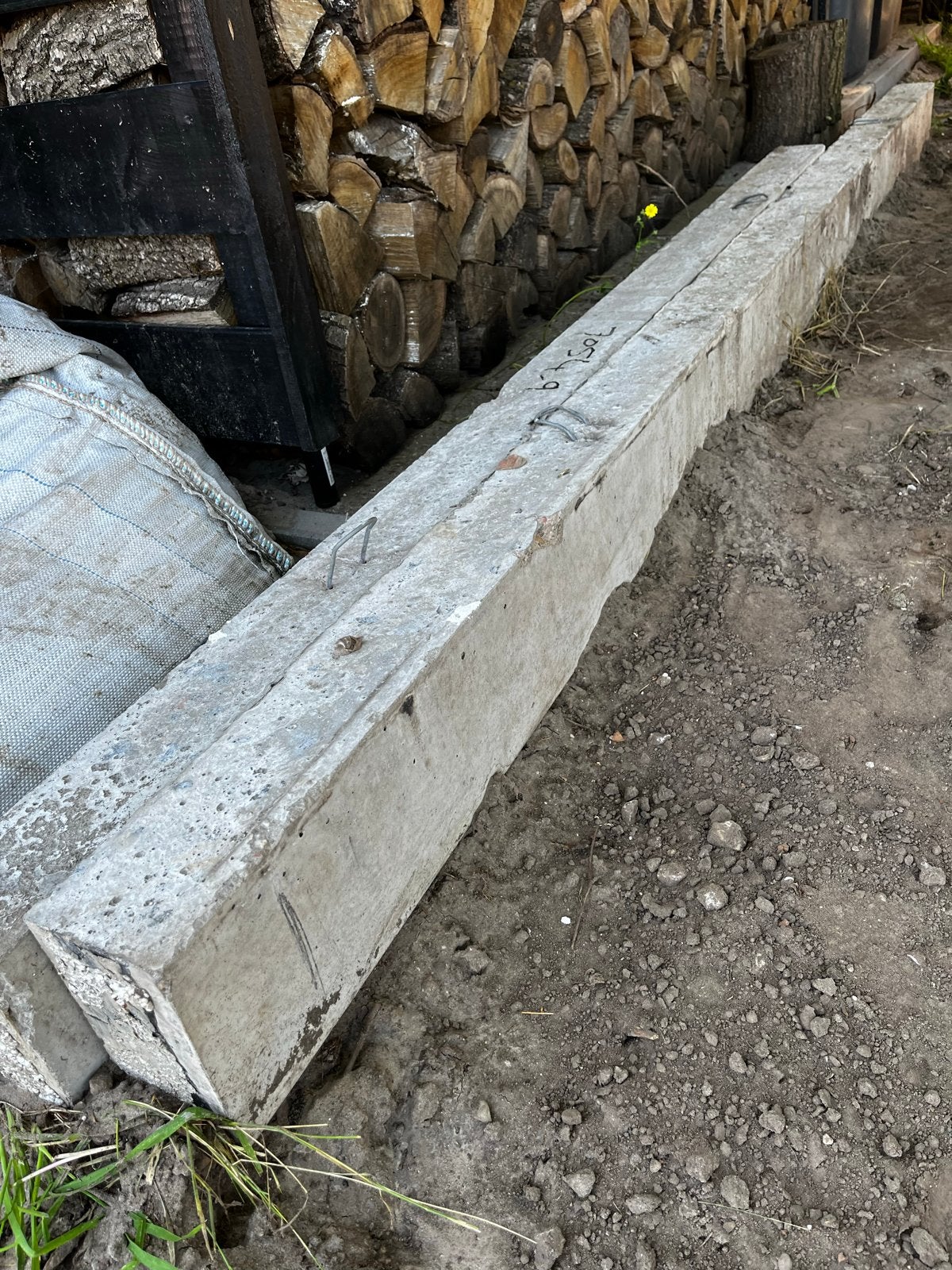 Gebruikte betonnen latei/balk, Ophalen, Gebruikt