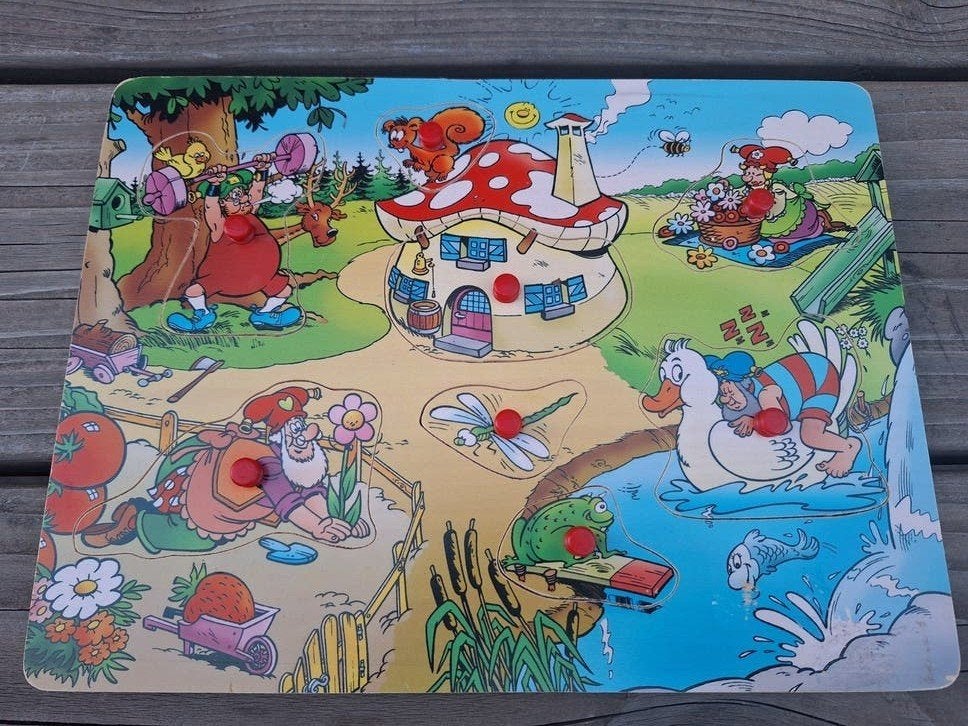 Houten insteekpuzzel kabouter Plop, Ophalen of Verzenden, Minder dan 10 stukjes, 6 maanden tot 2 jaar