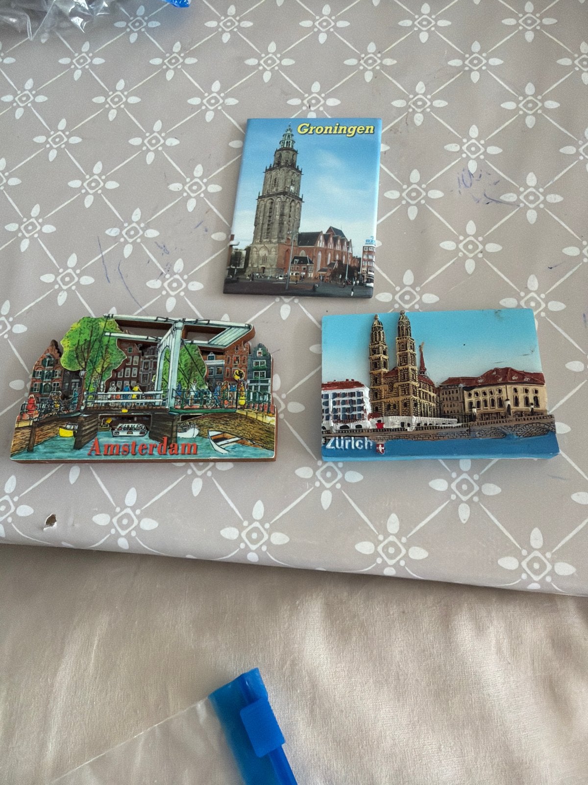 Koelkastmagneten: Amsterdam, Groningen, Zürich, Ophalen of Verzenden, Gebruikt