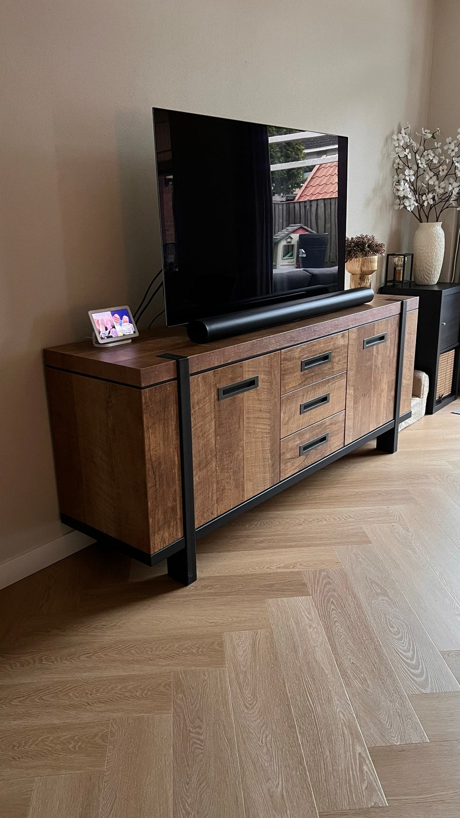 Robuust industrieel dressoir met veel opbergruimte, Ophalen, 150 tot 200 cm, Zo goed als nieuw, Met lade(s)