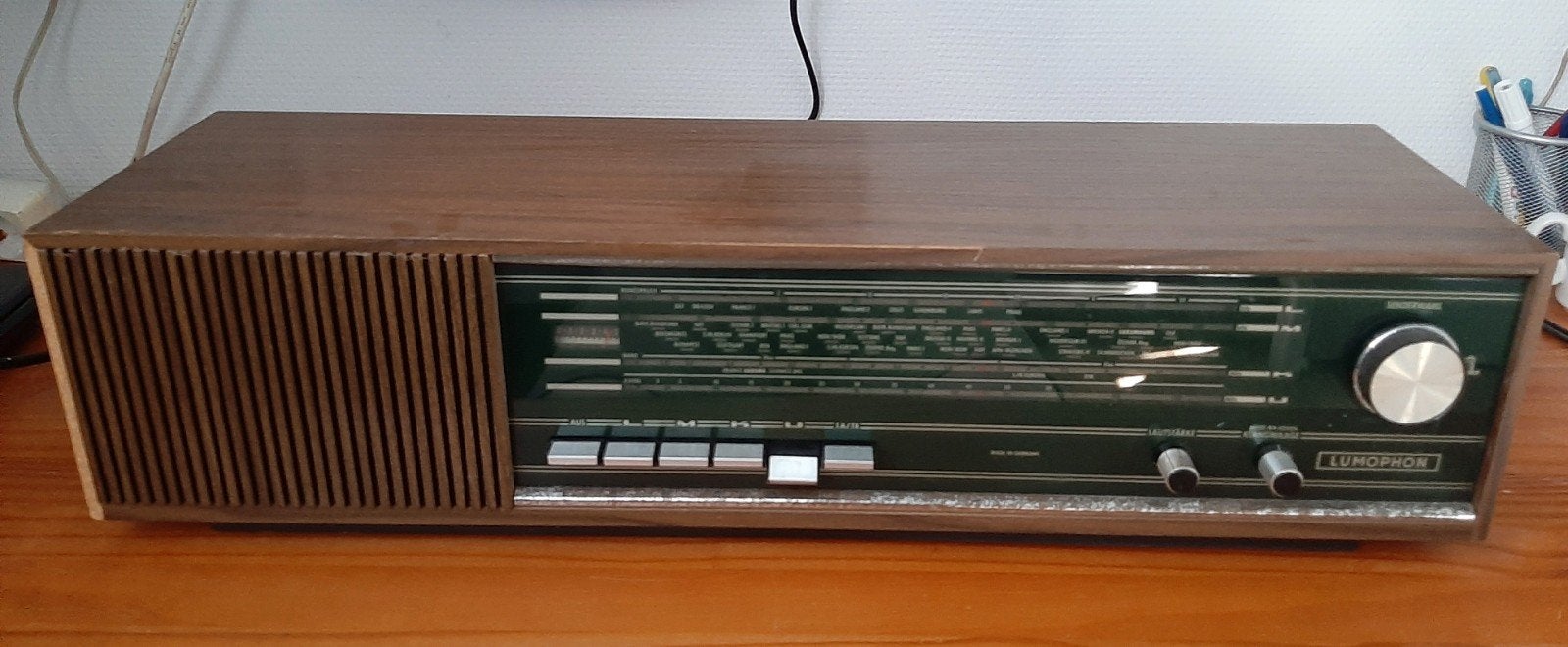 Lumophon Violetta 400 transistor radio 50+ jaar oud, Ophalen of Verzenden, Gebruikt, Transistorradio