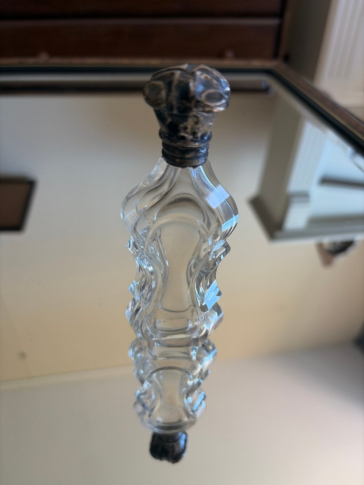 Antieke Glazen Parfumfles met Zilveren Dop, Ophalen of Verzenden