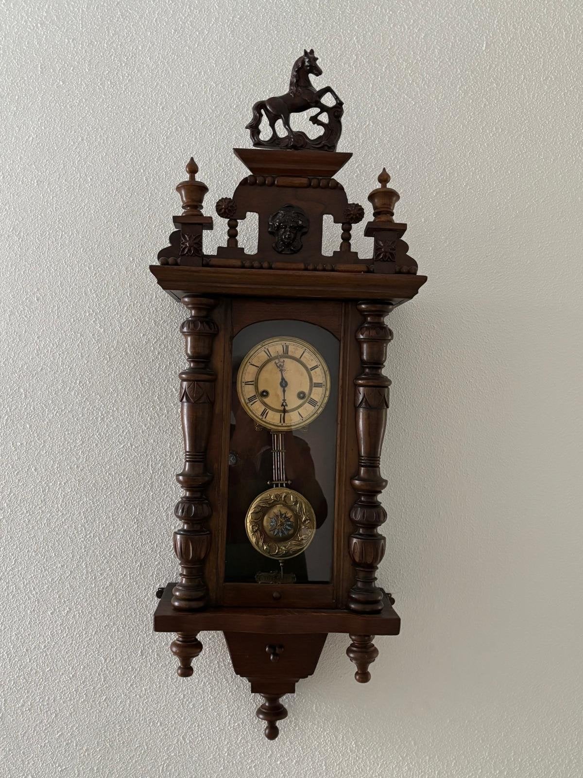 Antieke Junghans wandklok van hout, Ophalen