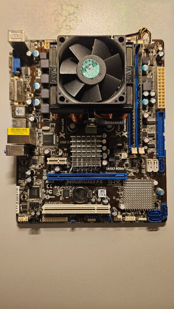 Asrock 960GM/U3S3 FX + AMD FX-Series FX-8120 + 8GB DDR3, Ophalen of Verzenden