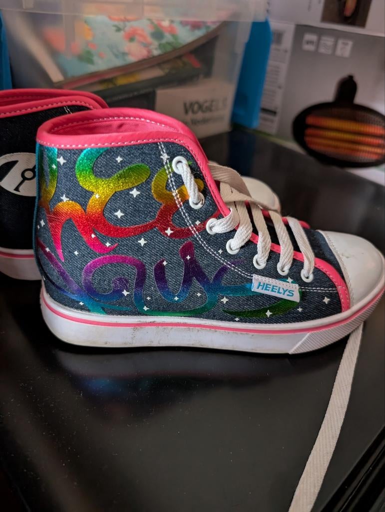 Heelys rolschoenen - Maat 34, Ophalen, Zo goed als nieuw, Kinderen