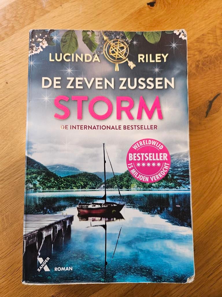 Lucinda Riley - Storm, Boeken, Literatuur, Gelezen, Ophalen of Verzenden